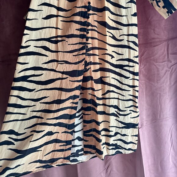 Realisation The Vivienne tiger midi dress - Small - Picture 3 of 6